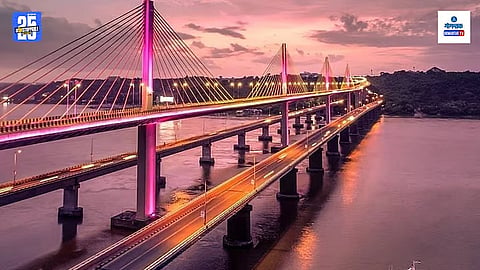 Mandovi Bridge