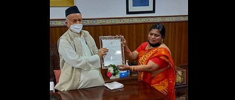Teacher Hema Bugde honored by Goa Government