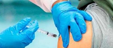Big decision of central government Everyone above 18 years of age will get corona vaccine