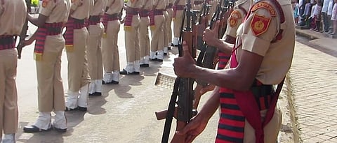 goa police.jpg