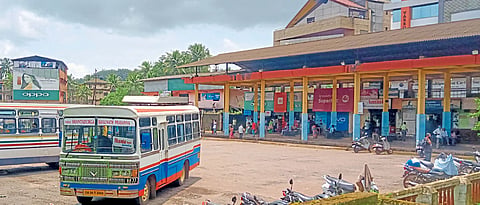 Bicholim bus stand