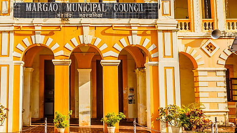 Margao municipal council fraud: नगरपालिकेत वेगवेगळ्या प्रकरणात जो गैरप्रकार चालू आहे, त्या विरोधात मडगावचे नागरिक तोंड उघडणार का? असा प्रश्न माजी नगराध्यक्ष, शेडो कौन्सिलचे निमंत्रक व कॉंग्रेस नेते सावियो कुतिन्हो विचारत आहेत.