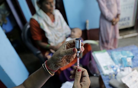 COVID-19 : Why vaccinating children may be crucial