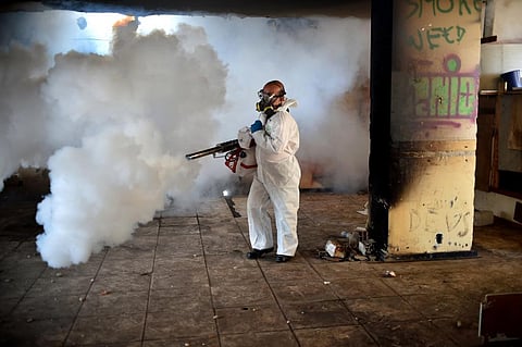 The epidemic reaches a stage where there are too few people left to infect for transmission to be sustained Credit: Agência Brasília/ Flicker