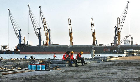 Mundra Port
in the Kachchh
region of Gujarat
is one of the
biggest in India (Photo: Reuters)