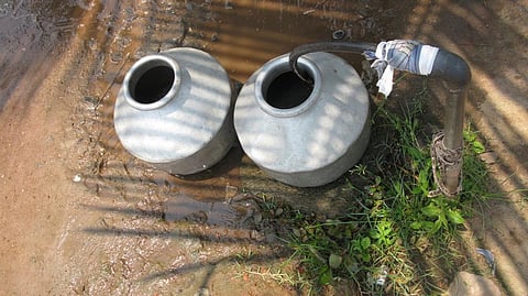 Most of the people in rural India drink water with a salinity level above 1,200 ppm Credit: thomasvazhappilly / Flicker
