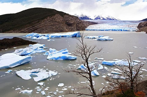 Changes in the Arctic and melting sea ice is causing a shift in wider oceanic and atmospheric circulation patterns. Credit: Dimitry B / Flicker