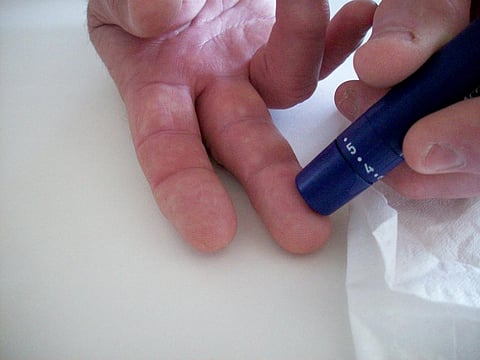 Scientists have developed a simple handheld device for detecting MG levels in the blood as well as food products. Credit: Alisha Vargas / Flickr