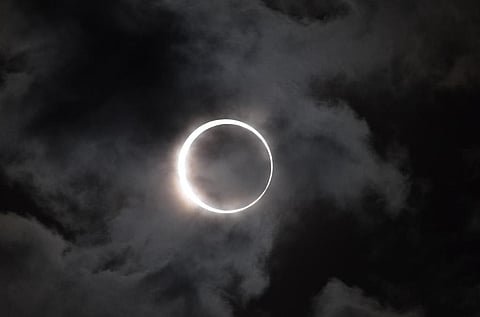 Solar physicists travel across the globe to witness total solar eclipse mainly to get a peek into the corona (Credit: Takeshi Kuboki/Flickr)