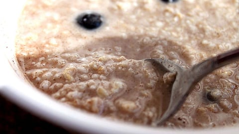 Oatmeal is rich in Vitamin B, high doses of which can kill cancer cells. Credit: Daniella Segura/Flickr