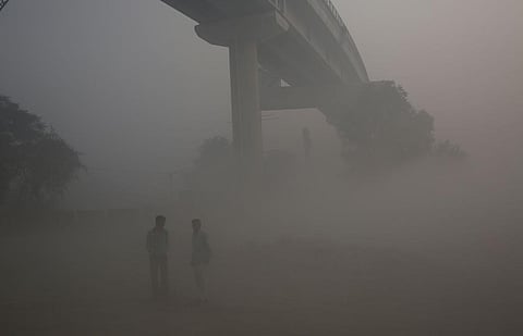 Had phase three of the metro been constructed on time, it could have taken off 1.4 lakh vehicles from the road and made a dent in the current smog scenario. Credit: Vikas Choudhary