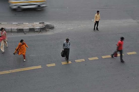 "Cities have marginalised the needs of pedestrians and given priority to the needs of automobiles." Credit: Meeta Ahlawat/CSE