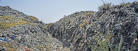 2,000 tonnes of unsegregated solid waste from Kumbh was dumped into a non-functioning solid waste treatment plant at Baswar village (photos: Adithyan PC)