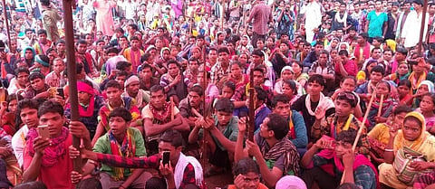 Tribals protest against mining in Bailadila hills. Photo: Purshottam Singh Thakur