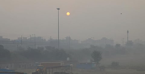 Air quality in Delhi further deteriorates post-Diwali; breaches emergency mark for a time