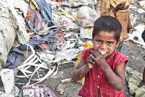 दुनिया में 15.5 करोड़ लोग कर रहे जबरदस्त खाद्य संकट का सामना, पांच वर्षों में सबसे ज्यादा बुरे हालात अब