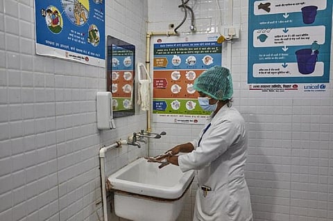 Hygiene in healthcare facilities cannot be secured without increasing investments in basic measures. Photo: UNICEF