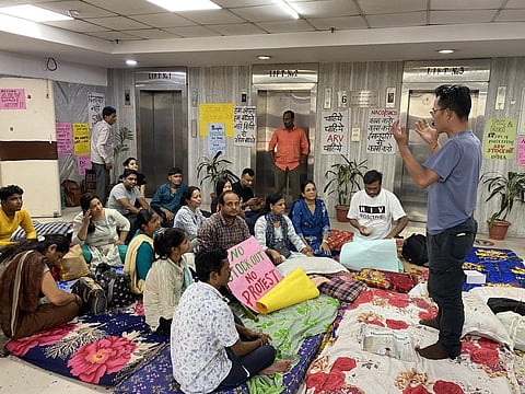 Protest at NACO office called off. Photo: Loon Gangte / Twitter
