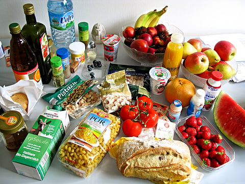 Food barons made the most of the converging crises in 2020 in order to tighten their grip on industrial food chain, the report said. Photo: Wikimedia Commons