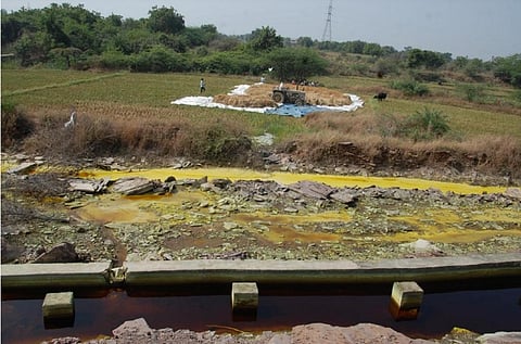 Deccan Chromitesabandoned 0.1 million tonnes of chromite ore processing residue, which continuously leached hexavalent chromium through a stream joining the Krishna. A hazardous pool of hexavalent chromium is seen in the picture.Photo: Scientists for society.