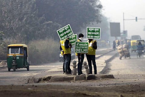 पराली, पटाखों और बदलते मौसम के बीच कैसे रहेगा दिल्ली-एनसीआर में हवा का हाल