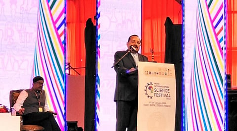 Union Minister Jitendra Singh speaking at the inaugural event of IISF 2023. Photo: @iisfest / Twitter
