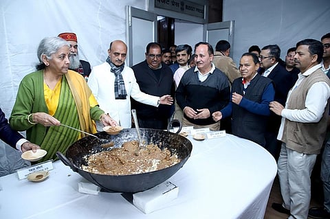 वित्त मंत्री निर्मला सीतारमण 1 फरवरी 2023 को आम बजट 2023-04 प्रस्तुत करेंगी। फोटो: पीआईबी