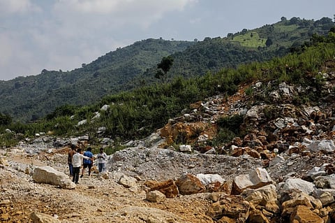 Despite winning the legal battle against the Aditya Birla group in 1997, the residents near the Andhra Pradesh-Odisha border are still fighting the state over their calcite reserves. Photo: Vikas Choudhary / CSE