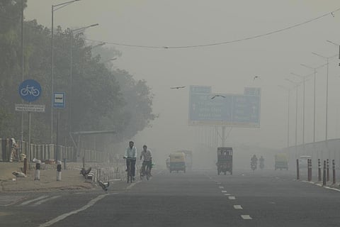शोध में दिल्ली और उसके आसपास के क्षेत्रों सहित सिंधु-गंगा के मैदानी इलाकों के पांच जगहों से वायु गुणवत्ता के आंकड़ों का विश्लेषण किया। फोटो साभार : सीएसई