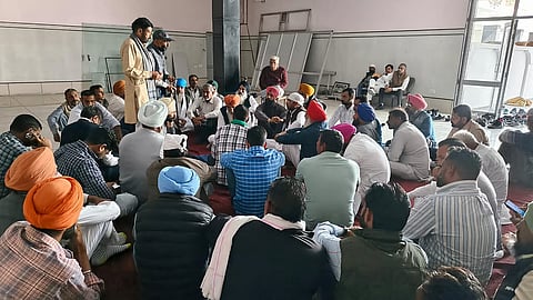 Concerned about rising temperatures, farmers convened a meeting in Sri Ganganagar.