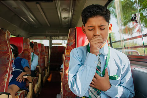 गुरुग्राम में बढ़ते प्रदूषण से बिगड़े हालात, बीमार, बुजुर्गों और बच्चों के लिए सांस लेना हुआ दुश्वार; फोटो: आईस्टॉक
