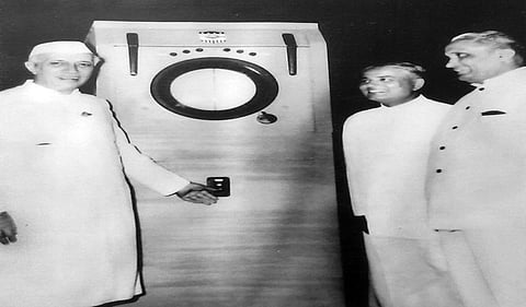 1958 में आईएमडी ने नई दिल्ली के सफदरजंग हवाई अड्डे पर मौसम संबंधी अनुप्रयोगों के लिए रडार प्रौद्योगिकी को अपनाया