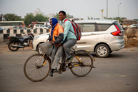विश्व स्वास्थ्य संगठन (डब्ल्यूएचओ) के अनुसार, पैदल चलने और साइकिल चलाने के लिए सुरक्षित बुनियादी ढांचा भी अधिक स्वास्थ्य समानता हासिल करने का एक मार्ग है।