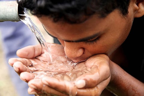 2019 में असुरक्षित पानी और स्वच्छता से जुड़ी बीमारियों के कारण दुनिया में लगभग 14 लाख लोगों की मौत हुई