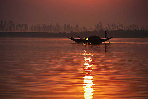 अंतरराष्ट्रीय समुद्री संगठन लगभग 80 वर्षों से सुरक्षित, संरक्षित और पर्यावरण अनुकूल समुद्री परिवहन के लिए वैश्विक नियम विकसित कर रहा है।