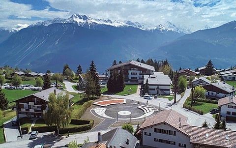 Les Roches