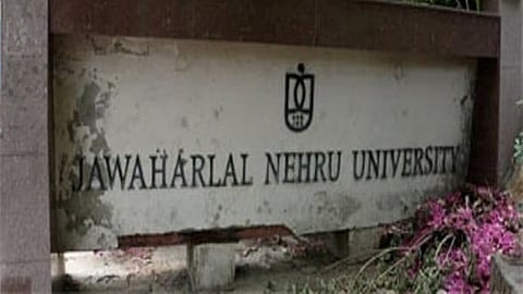 The association has urged the university administration to resolve the issues