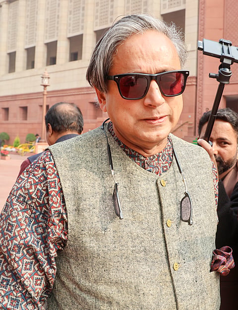 Harvard India Conference to spotlight PV Sindhu, Shashi Tharoor