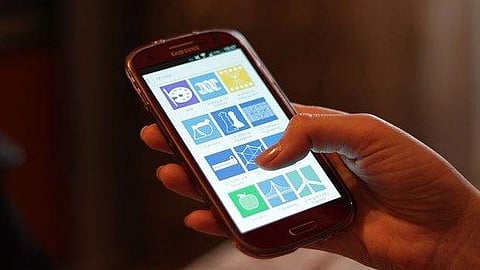 Karnataka govt unveils draft policy to tackle student mobile addiction