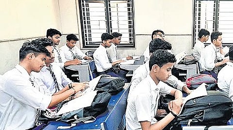 The admission process will be carried out in three cycles through an online registration system.
