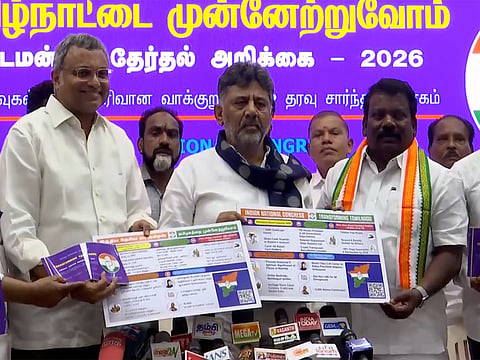 Congress unveils Tamil Nadu poll manifesto, promises Universal Basic Income, 3 lakh jobs and 10,000 women commandos