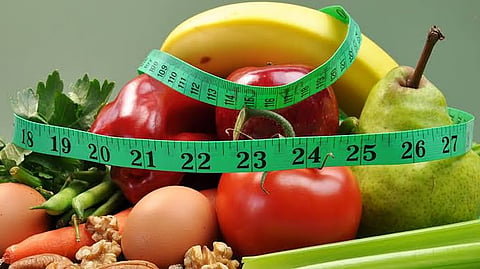 How restrictive diets affect hunger hormones, cravings and mental well-being