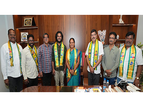 Senior journalist Akash Kolluru joins K Kavitha's TRS, expected to be national media spokesperson
