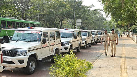 Kochi police rush to photo studio, help NEET aspirant reach exam