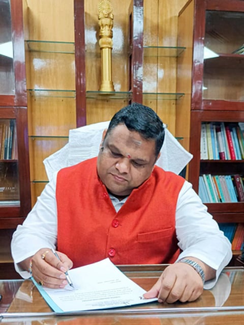 New Delhi: Priyank Kanoongo assumes responsibility as a Member of the National Human Rights Commission (NHRC) in New Delhi on Tuesday, December 24, 2024. (IANS)