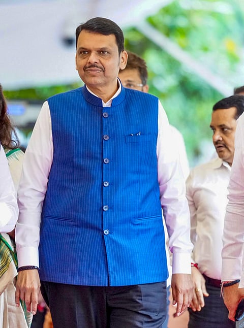 Maha CM directs use of blockchain, AI to streamline tribal caste verification