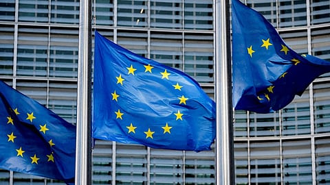 EU weighs tighter rules for children's social media access