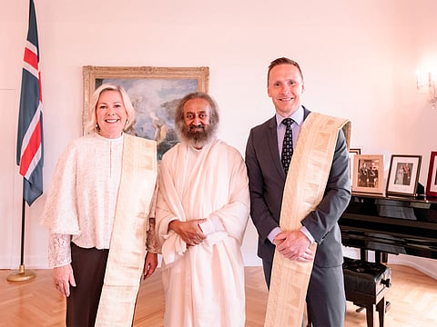 Sri Sri Ravi Shankar discusses "AI, mental health, youth, and prison programs" with Iceland's President