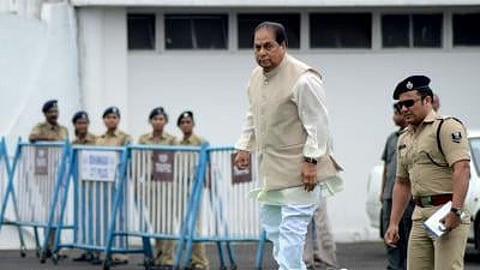 Leaders across parties express grief over loss of Padma Shri Dr D.Y. Patil
