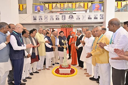 K’taka: Pralhad Joshi inaugurates new medical college in Hubballi (Photo: IANS)